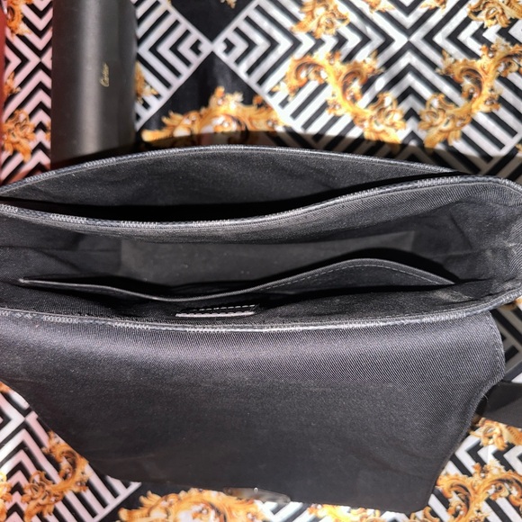 LOUIS VUITTON DISTRICT NM MESSENGER BAG - DAMIER GRAPHITE PM - Picture 6 of 13